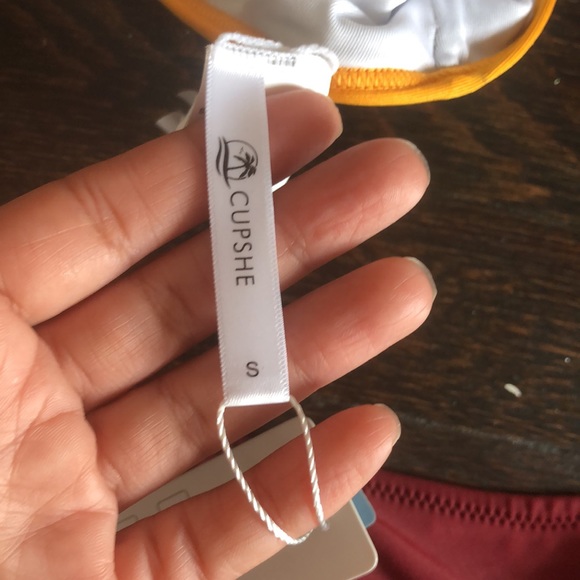 Cupshe 2 piece bikini bottom is string full coverage top is padded NWT - Picture 3 of 4